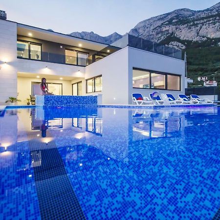 Villa Lacus ماكارسكا المظهر الخارجي الصورة