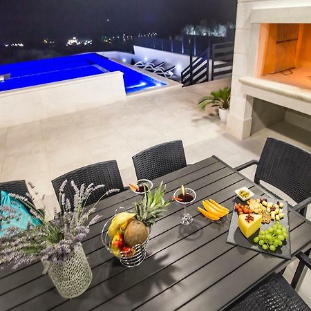 Villa Lacus ماكارسكا المظهر الخارجي الصورة