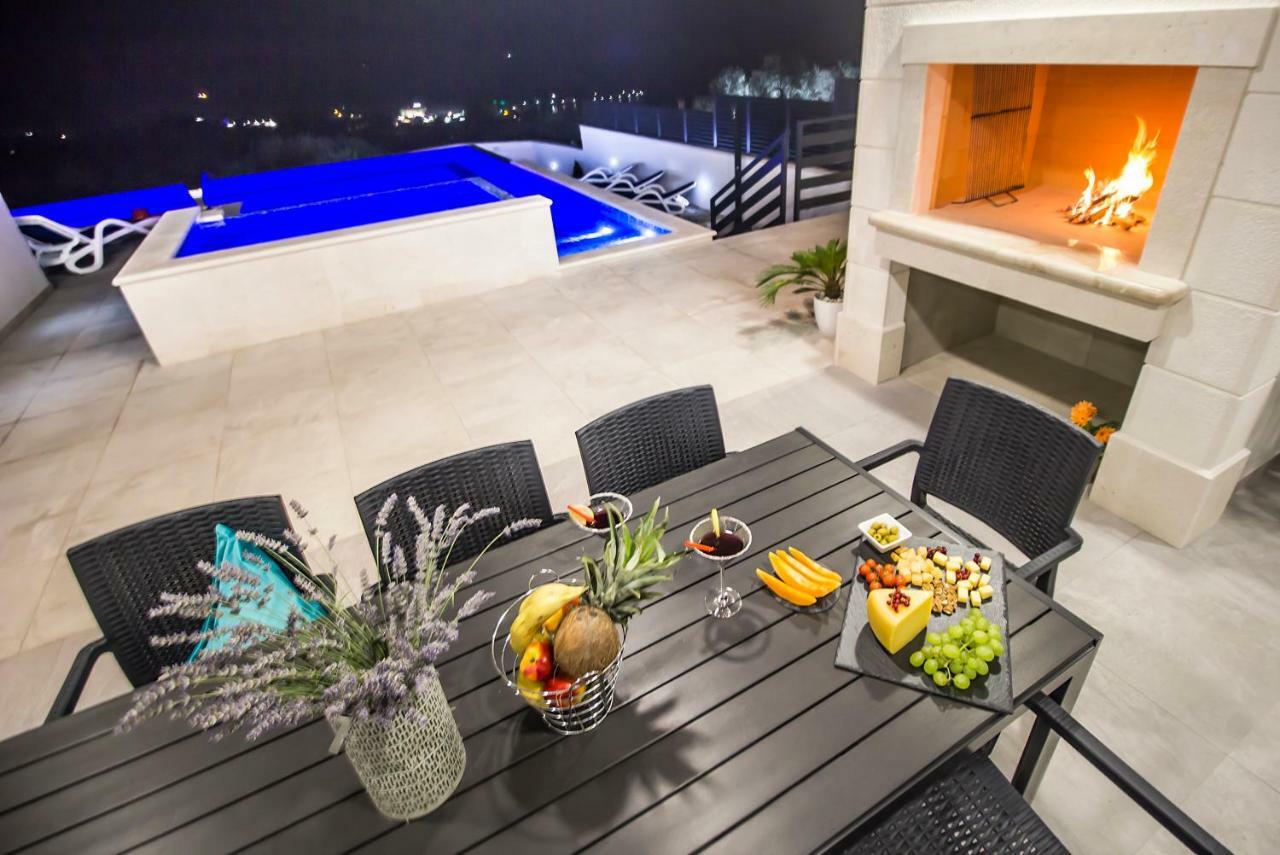 Villa Lacus ماكارسكا المظهر الخارجي الصورة